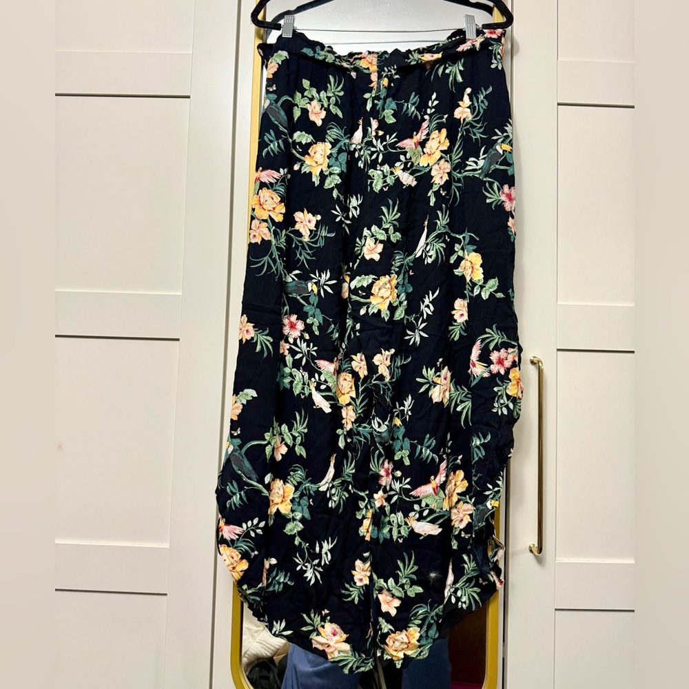 H&M Tulip Beach Pant